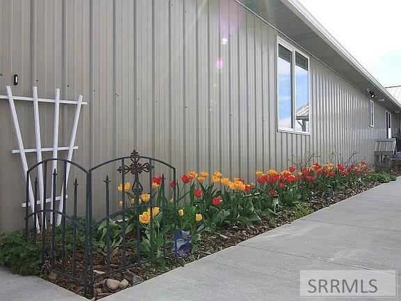 1184 N 1325 E Property Photo 37