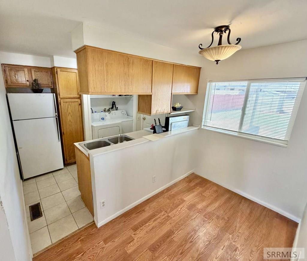 320 Lincoln Street Property Photo 3