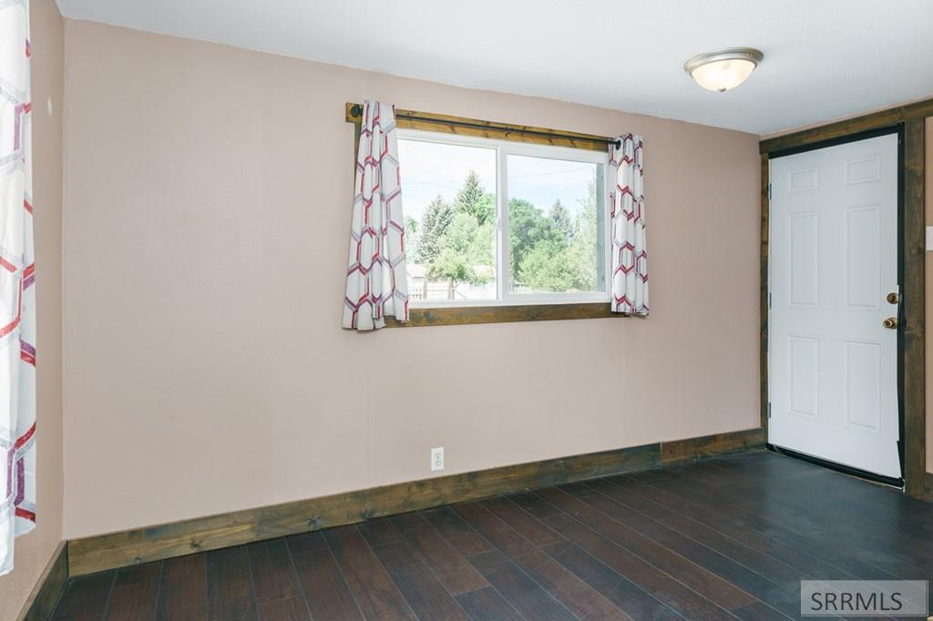 904 Bannock Road Property Photo 18
