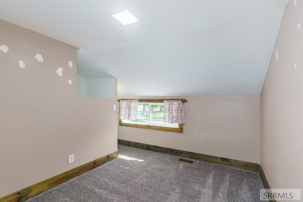 904 Bannock Road Property Photo 32
