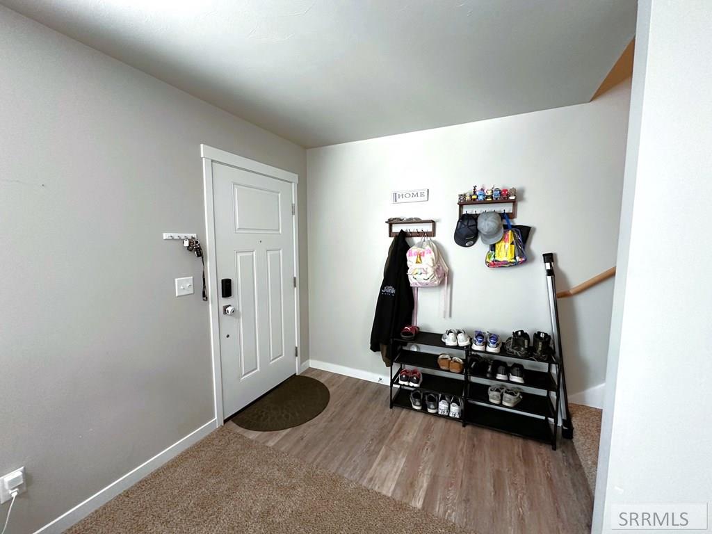 2001 Lawrence Lane # 604 Property Photo 14