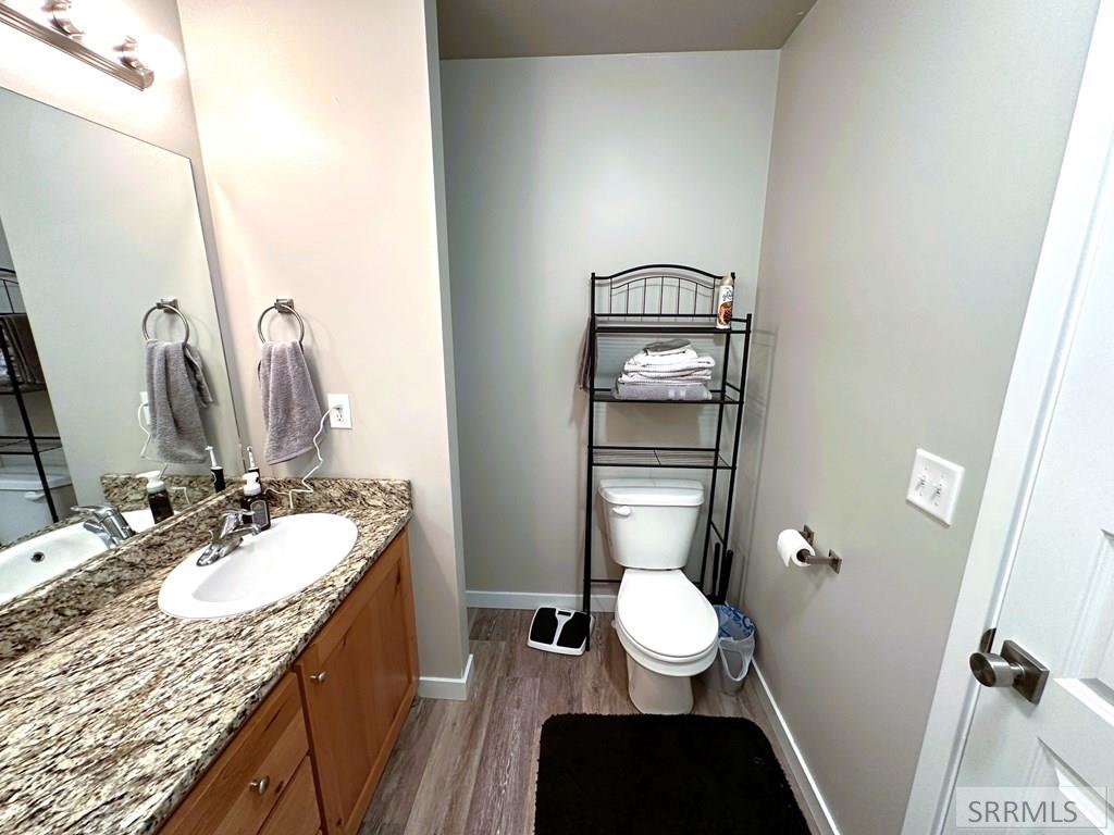 2001 Lawrence Lane # 604 Property Photo 35