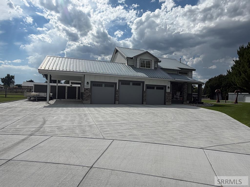 5517 Concord Circle Property Photo 1