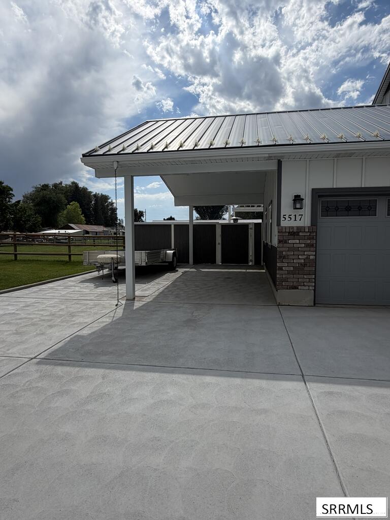 5517 Concord Circle Property Photo 6