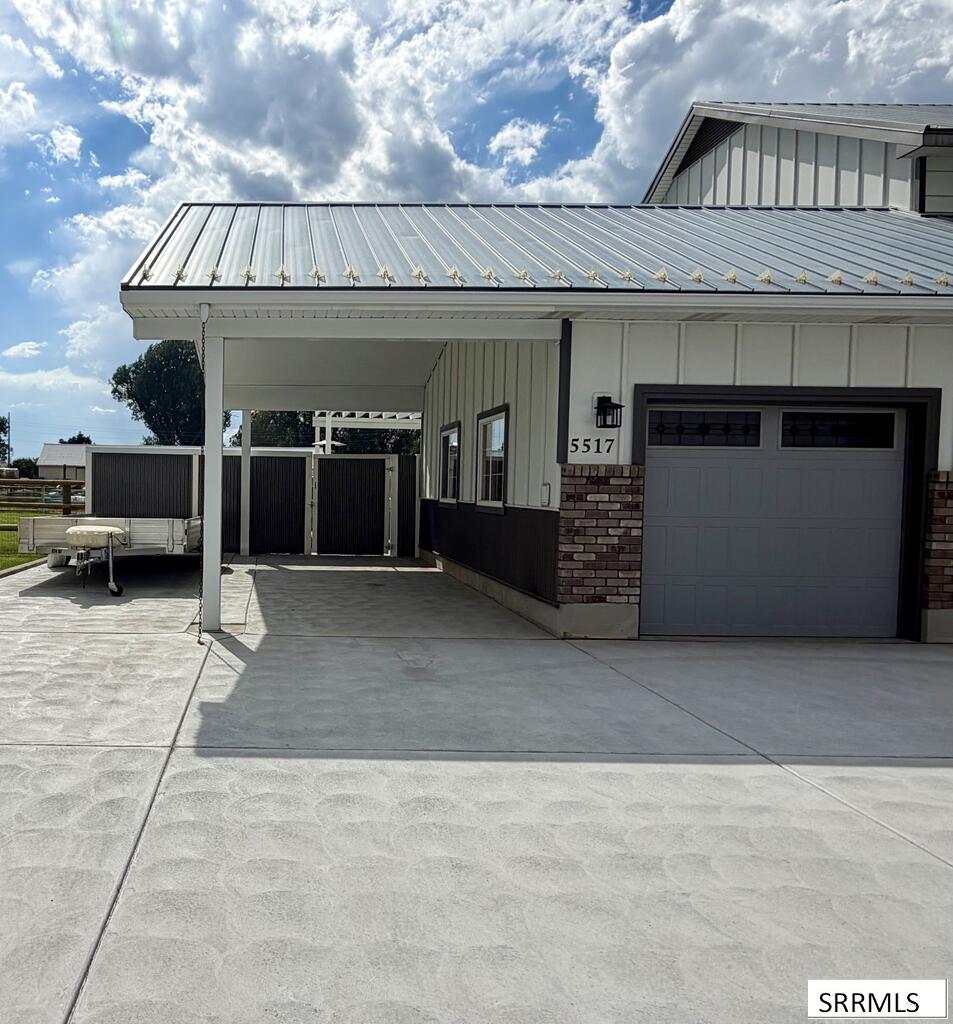 5517 Concord Circle Property Photo 8