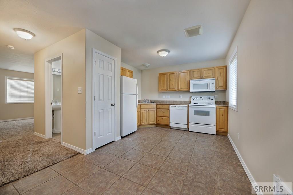 416 Energy Drive # 4 Property Photo 3