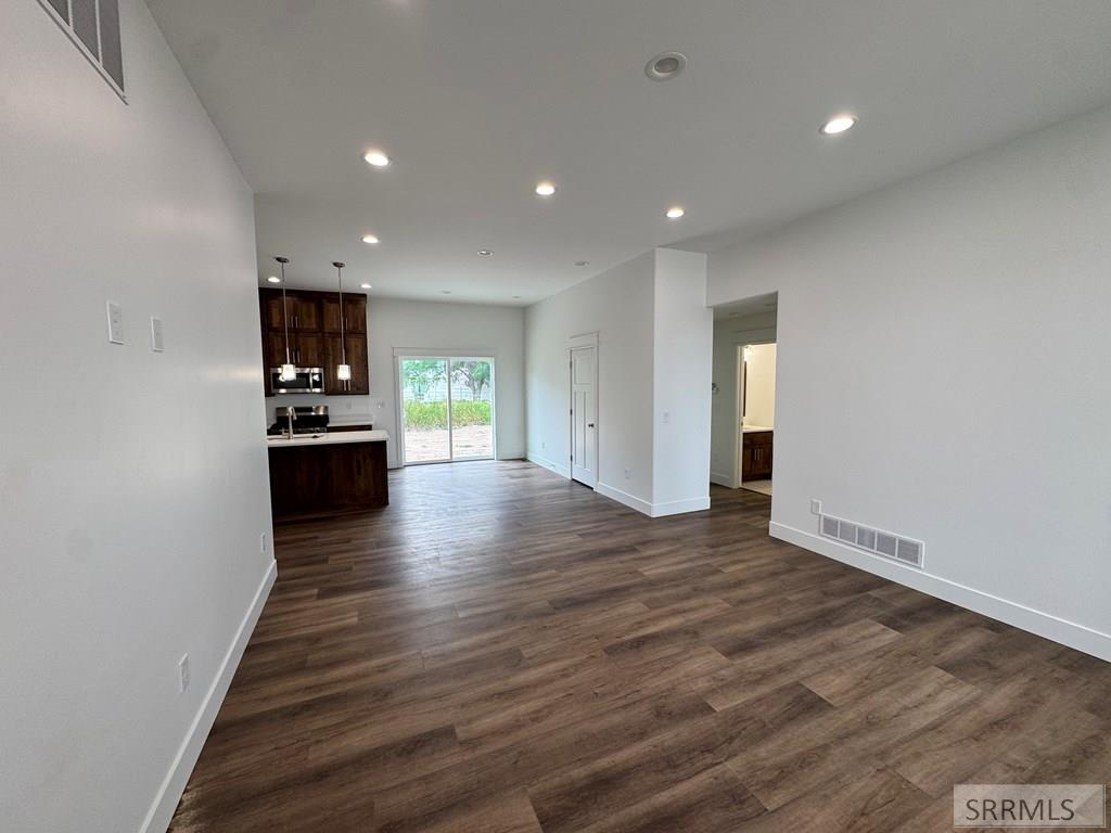 399 Wind River Drive Property Photo 3