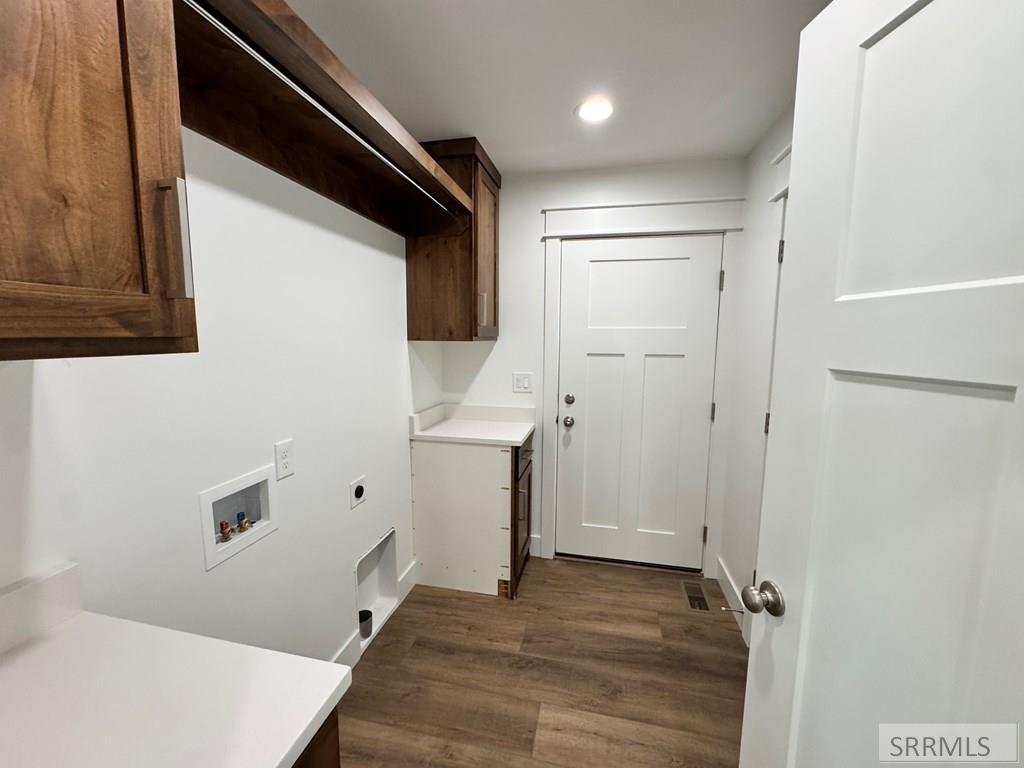 399 Wind River Drive Property Photo 14