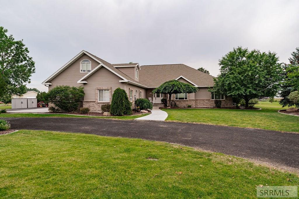 2405 Robison Drive Property Photo 1