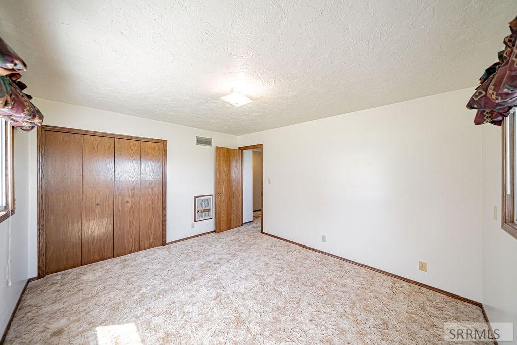 5915 W 65th S Property Photo 40