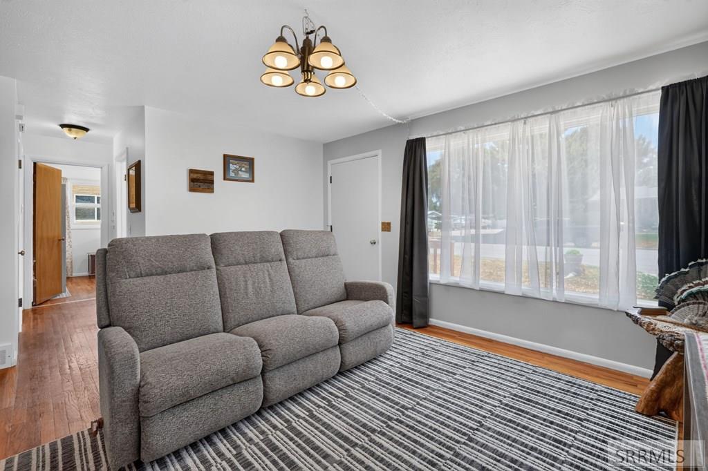 555 Packard Property Photo 10