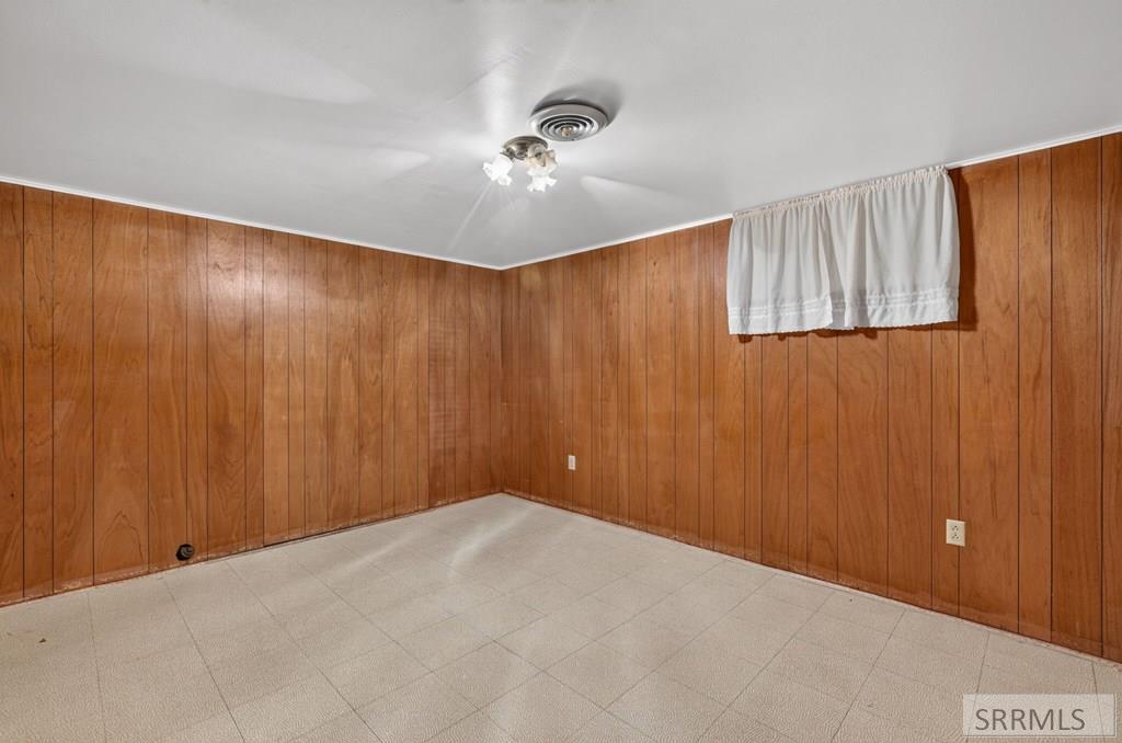 555 Packard Property Photo 31