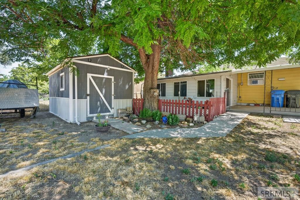 555 Packard Property Photo 39