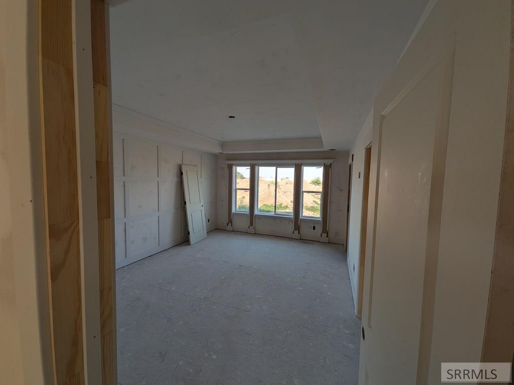 553 Meadowbrook Property Photo 7