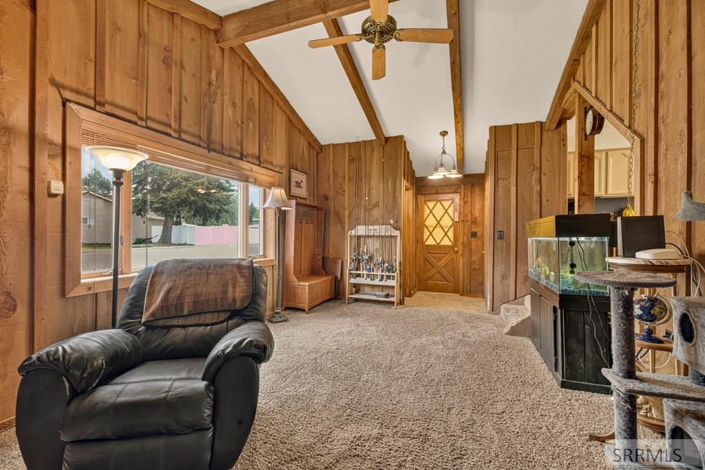 425 Horrocks Drive Property Photo 18