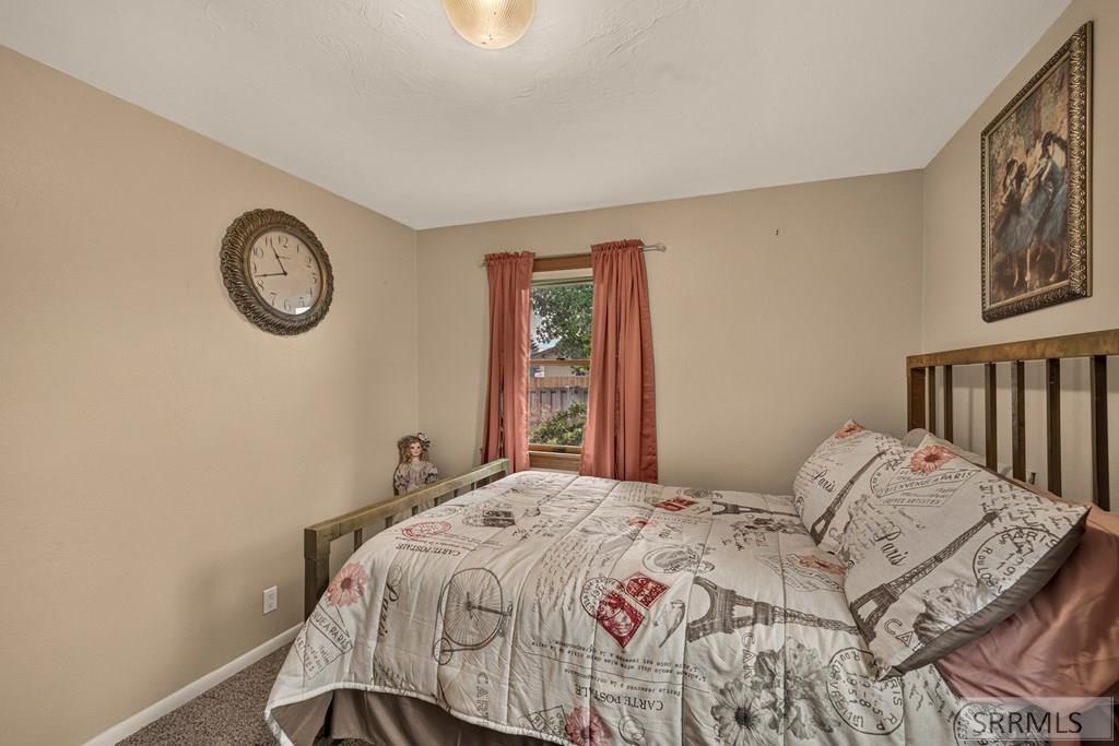 425 Horrocks Drive Property Photo 25