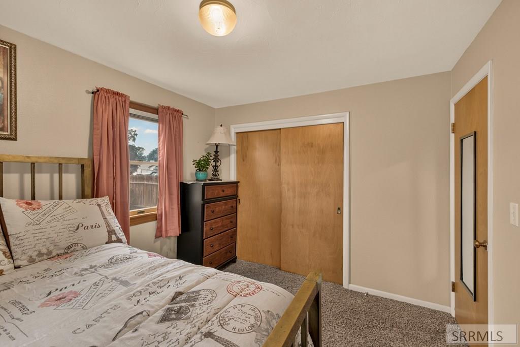 425 Horrocks Drive Property Photo 26