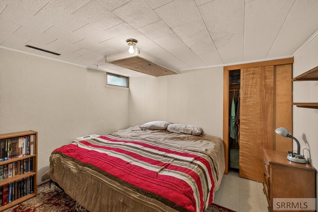 425 Horrocks Drive Property Photo 31