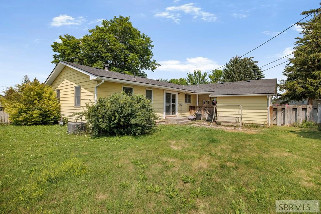 425 Horrocks Drive Property Photo 41