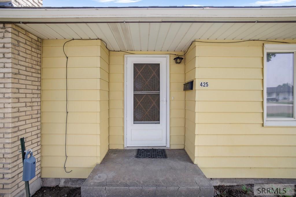 425 Horrocks Drive Property Photo 47