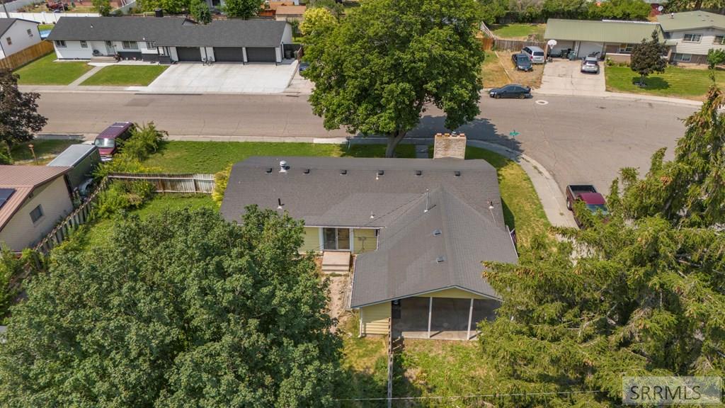 425 Horrocks Drive Property Photo 58