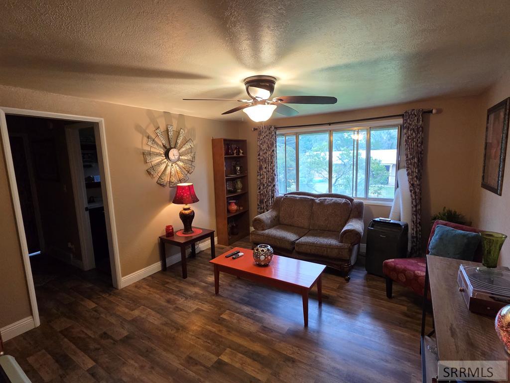 740 Melrose Drive Property Photo 14