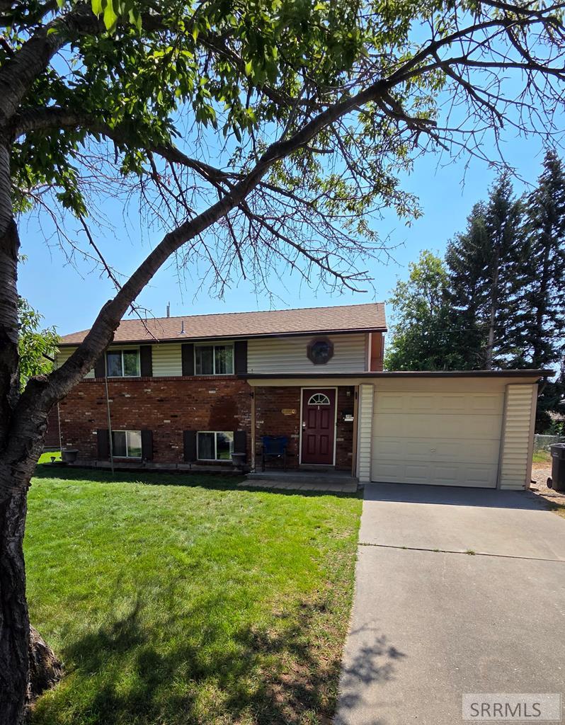 740 Melrose Drive Property Photo 17