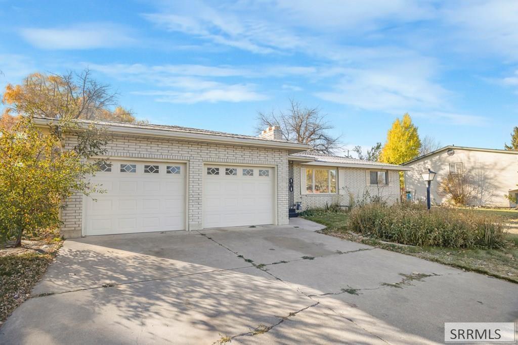 158 Birch Street Property Photo 1