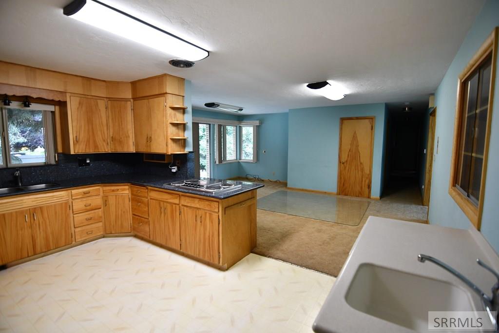 3839 E 12 N Property Photo 7
