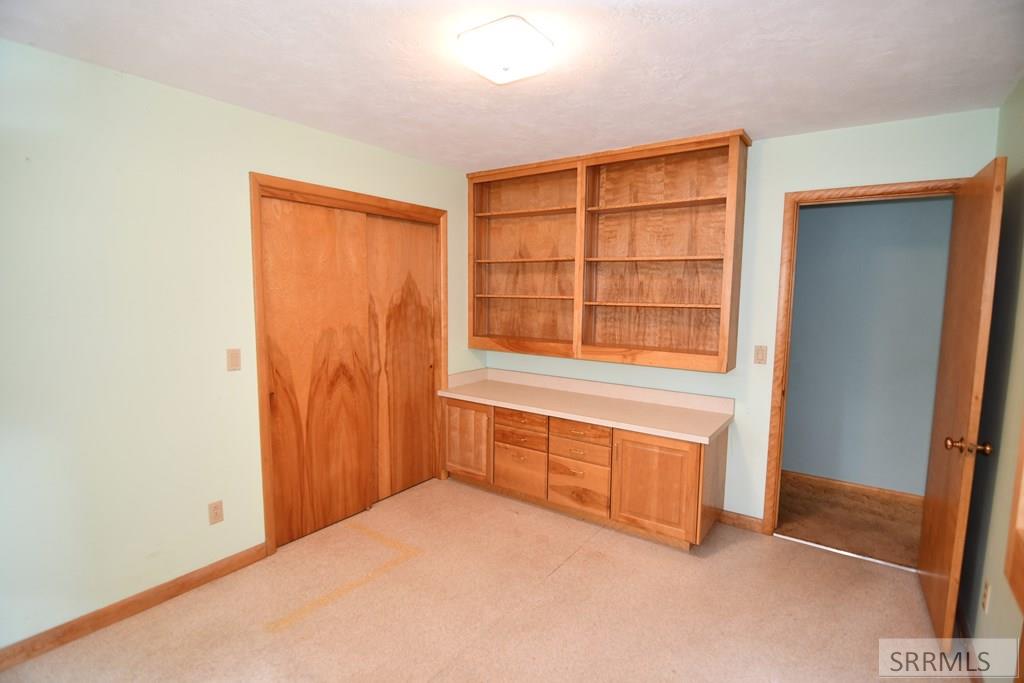 3839 E 12 N Property Photo 14