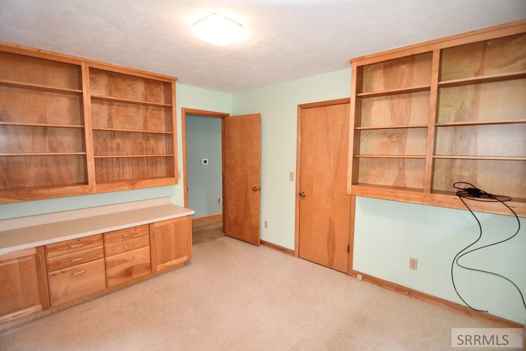 3839 E 12 N Property Photo 15