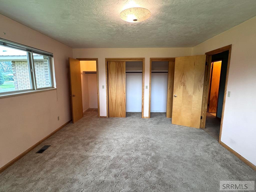 3839 E 12 N Property Photo 20