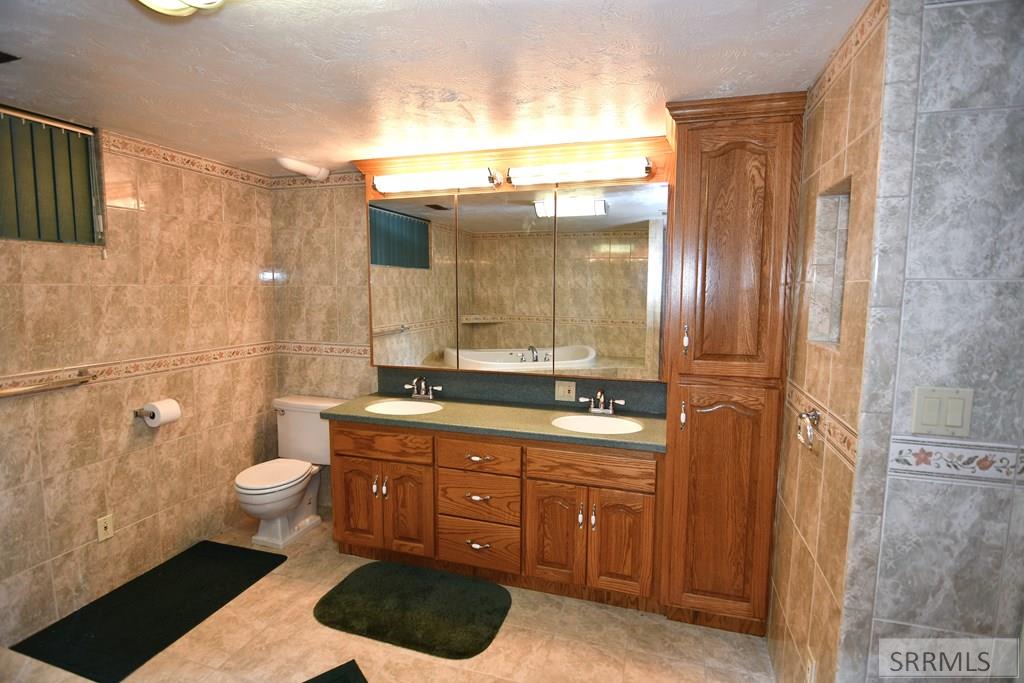 3839 E 12 N Property Photo 28