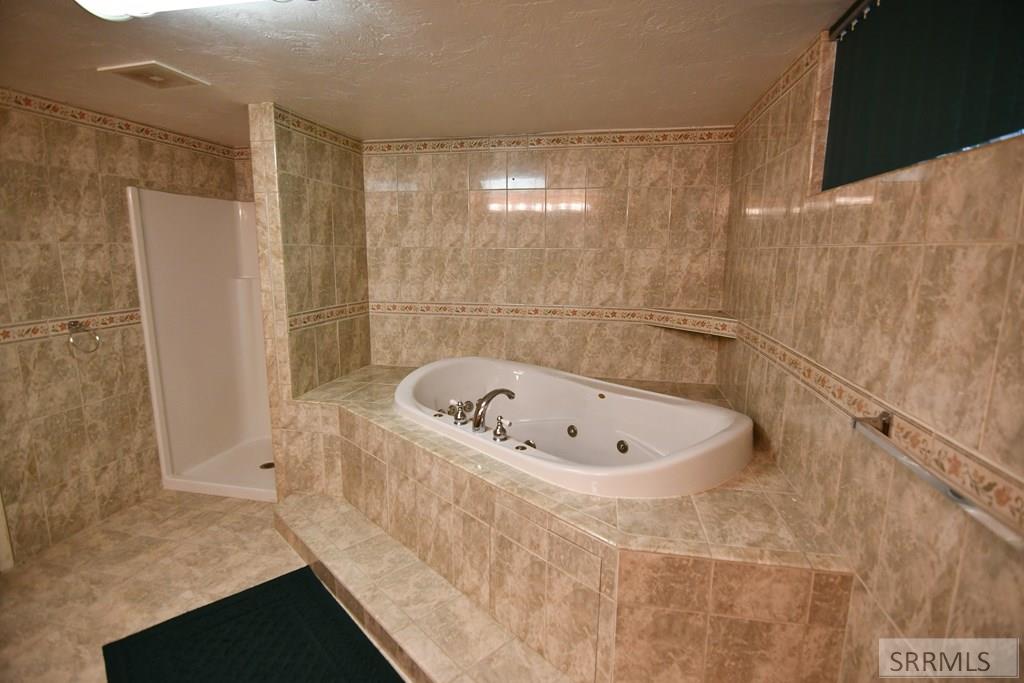 3839 E 12 N Property Photo 29