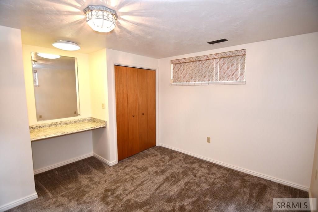 3839 E 12 N Property Photo 30