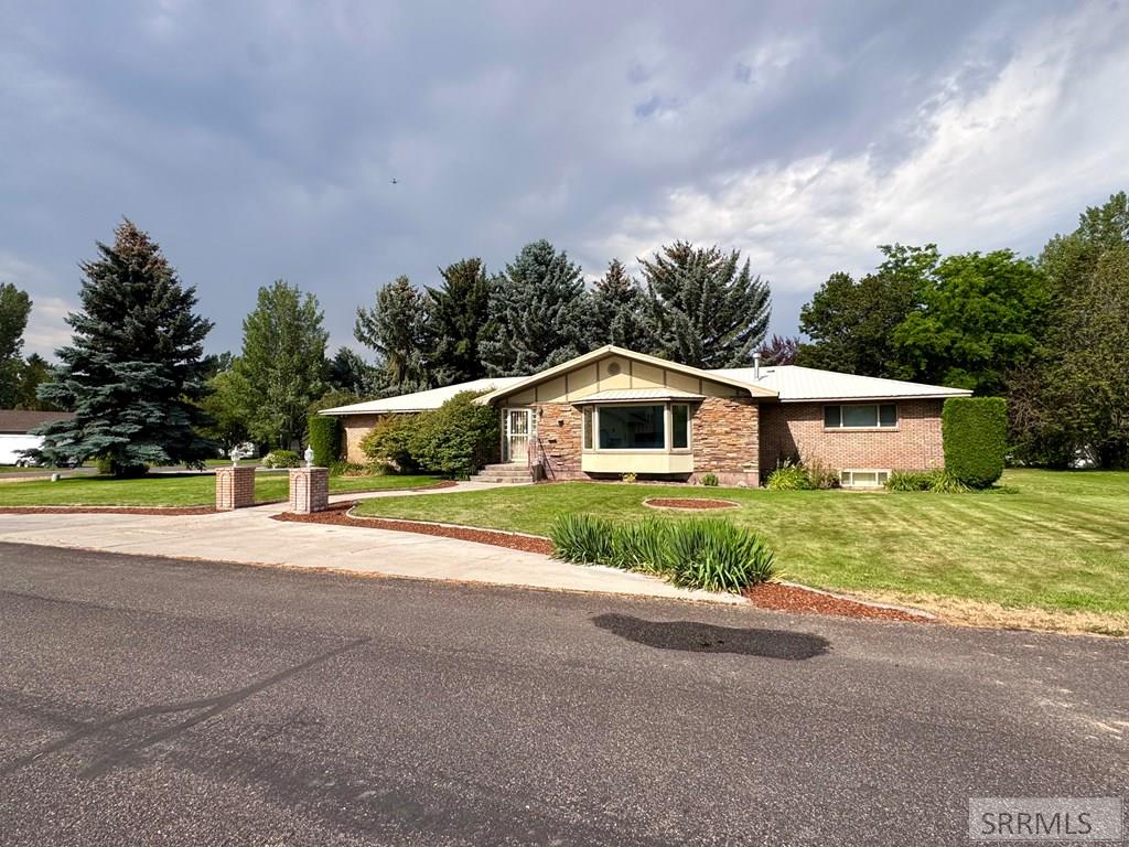 3839 E 12 N Property Photo 35