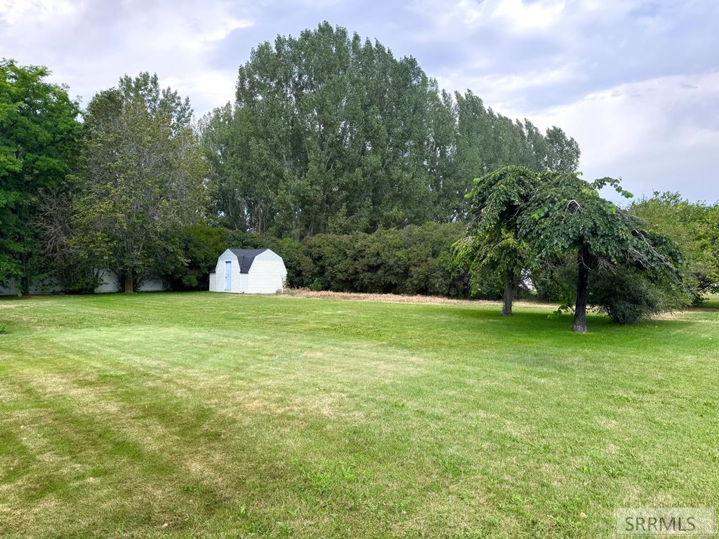 3839 E 12 N Property Photo 37