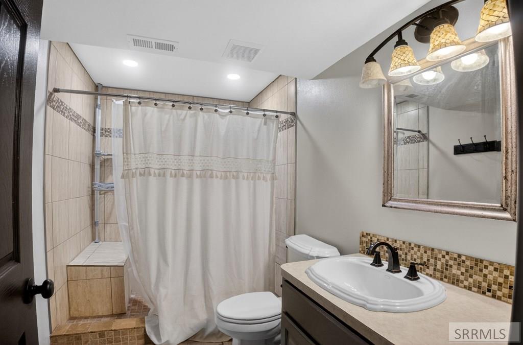 4465 E Cochise Drive Property Photo 20