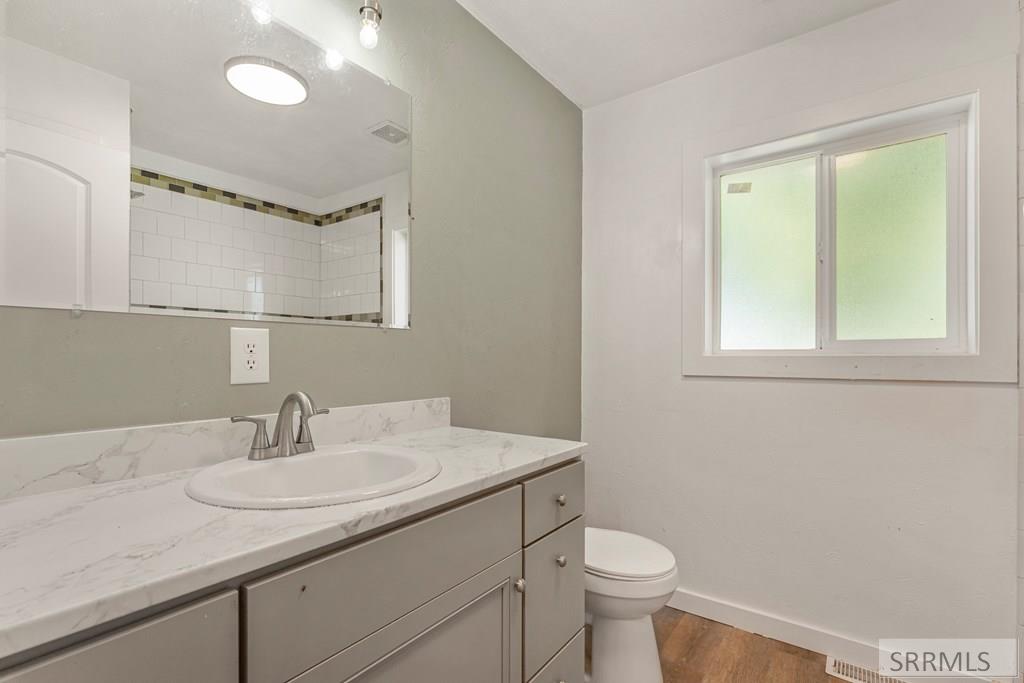 2855 E 671 N Property Photo 25
