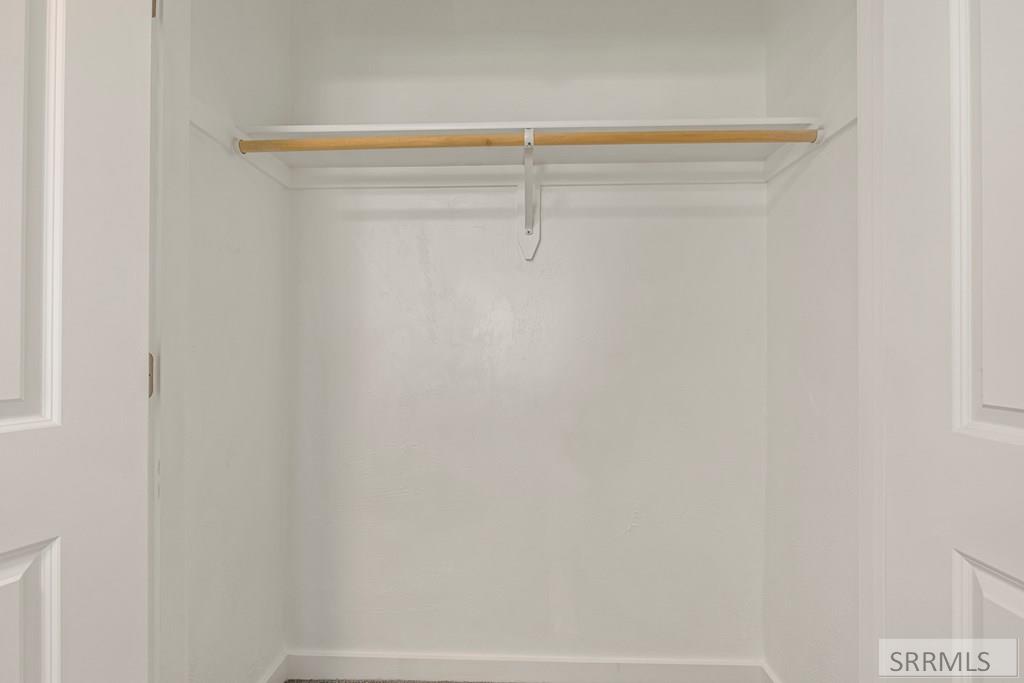 2855 E 671 N Property Photo 38