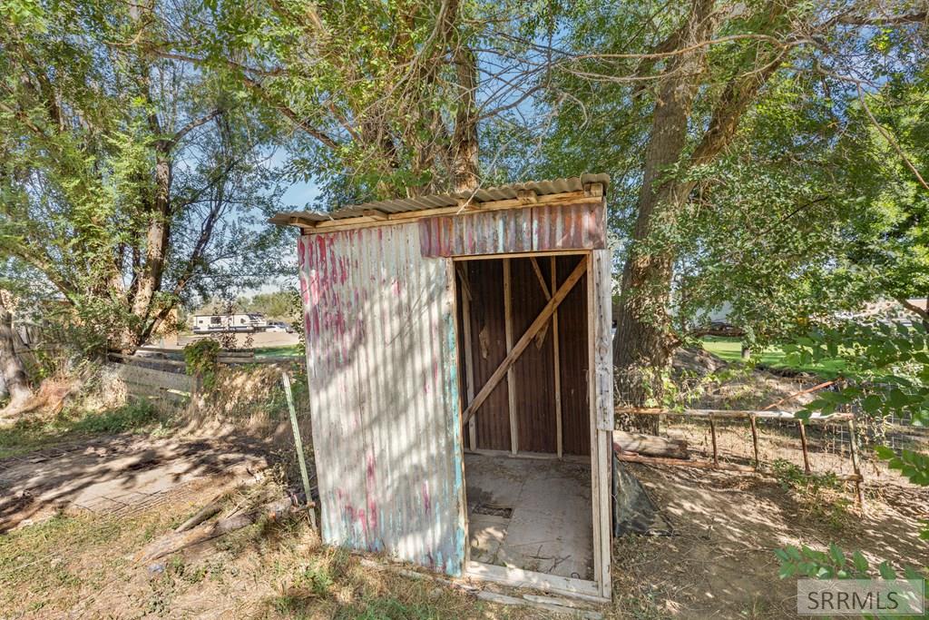 2855 E 671 N Property Photo 51