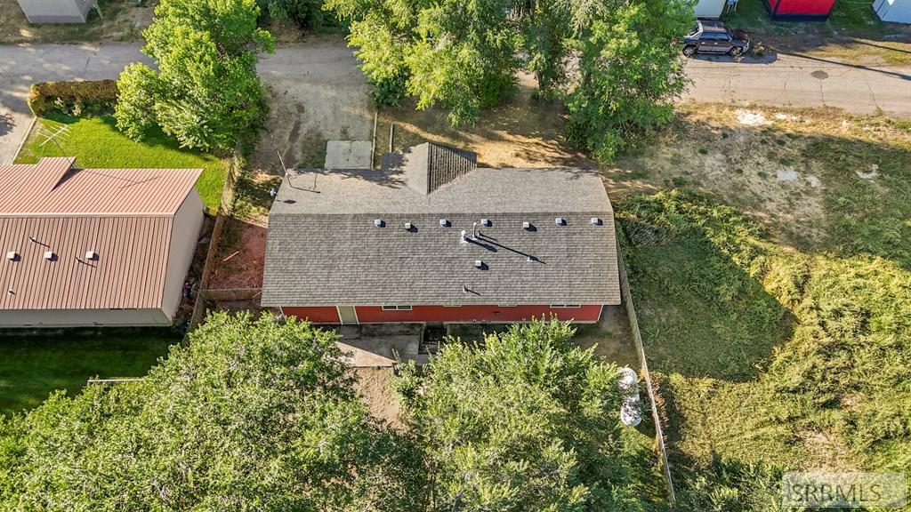 2855 E 671 N Property Photo 58