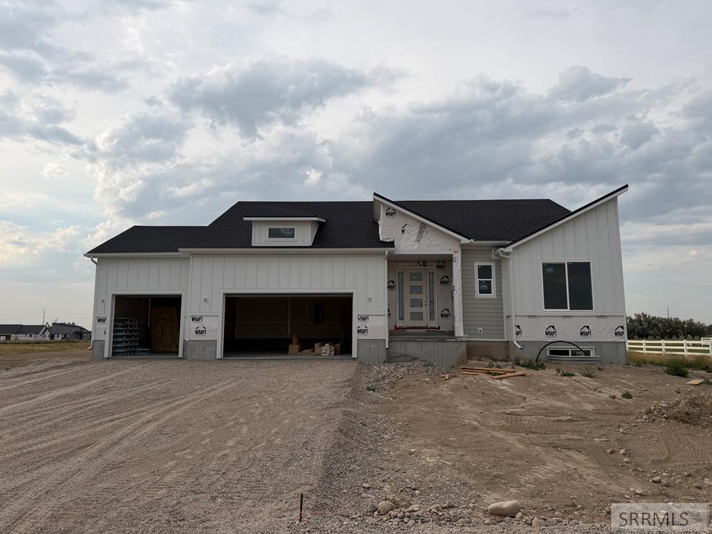 3757 E 369 N Property Photo 1