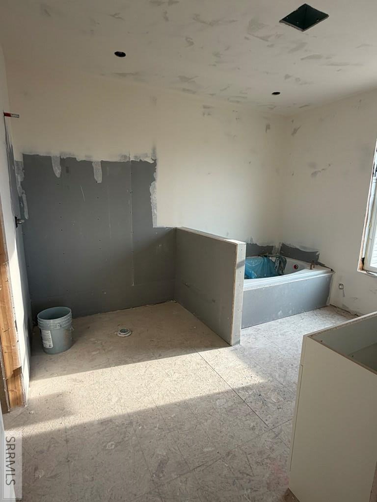 3757 E 369 N Property Photo 10