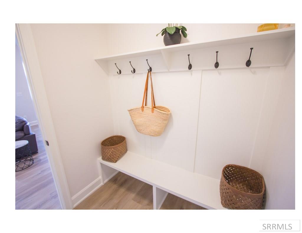 2046 47th Street Property Photo 19