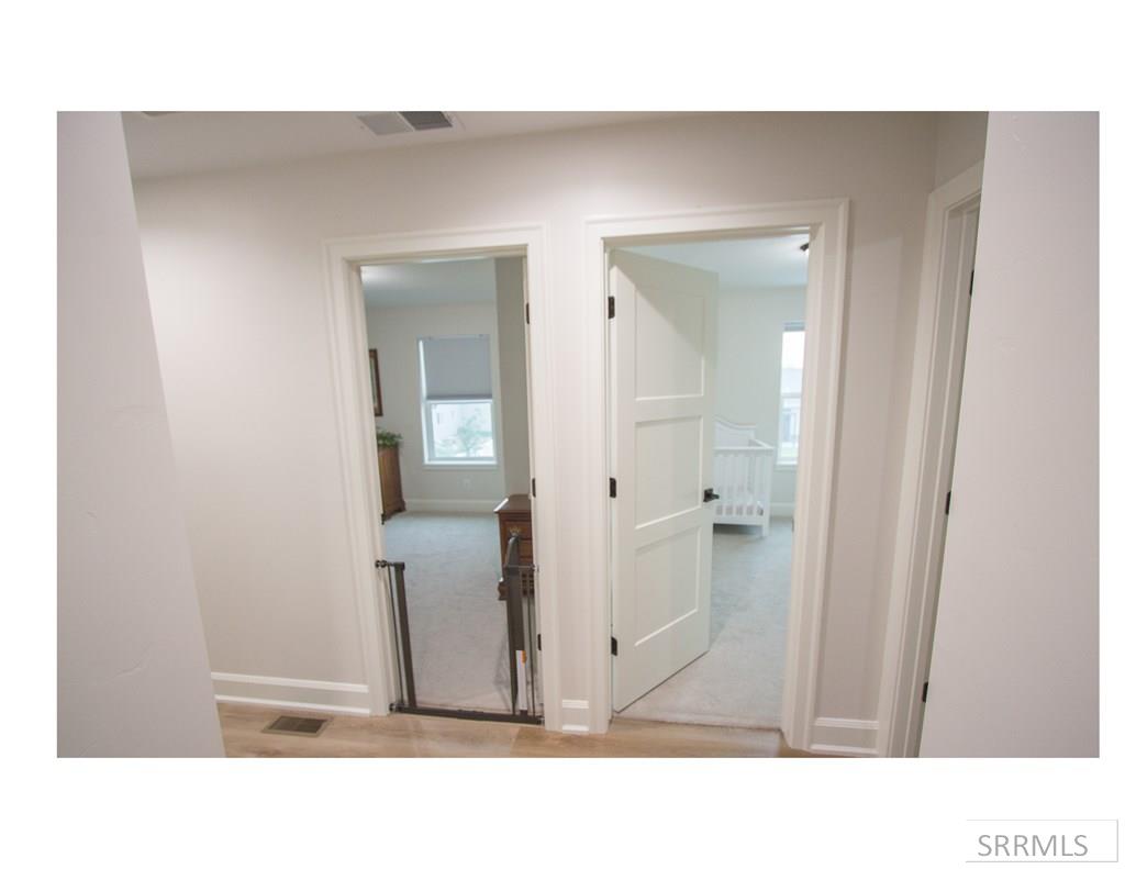 2046 47th Street Property Photo 40