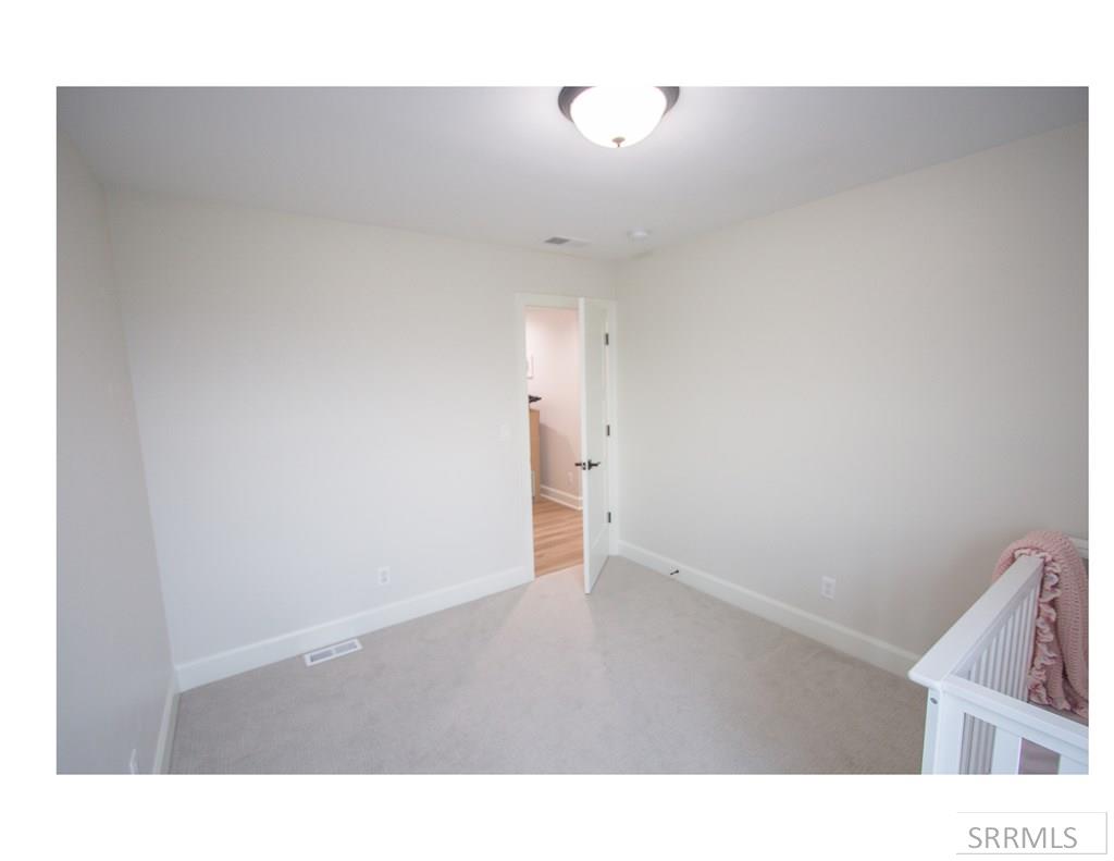 2046 47th Street Property Photo 42