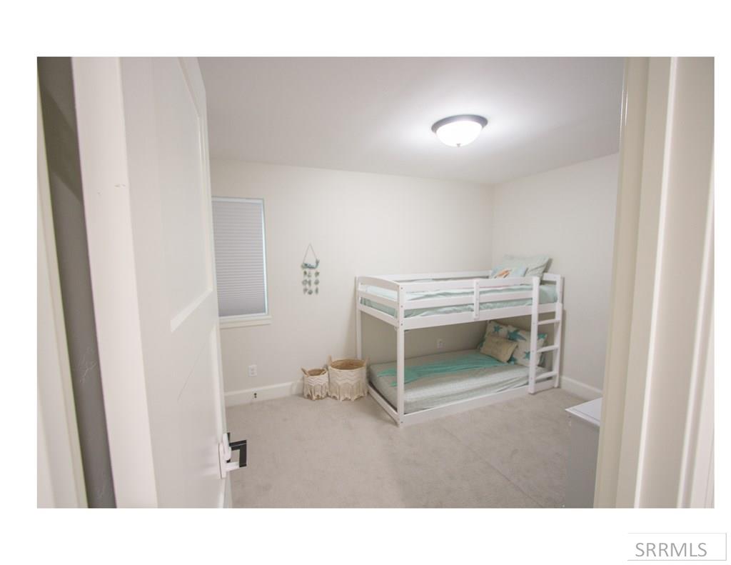 2046 47th Street Property Photo 49