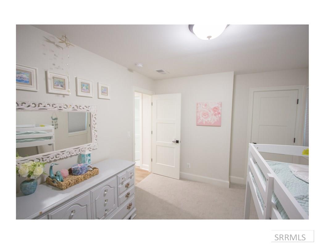 2046 47th Street Property Photo 50