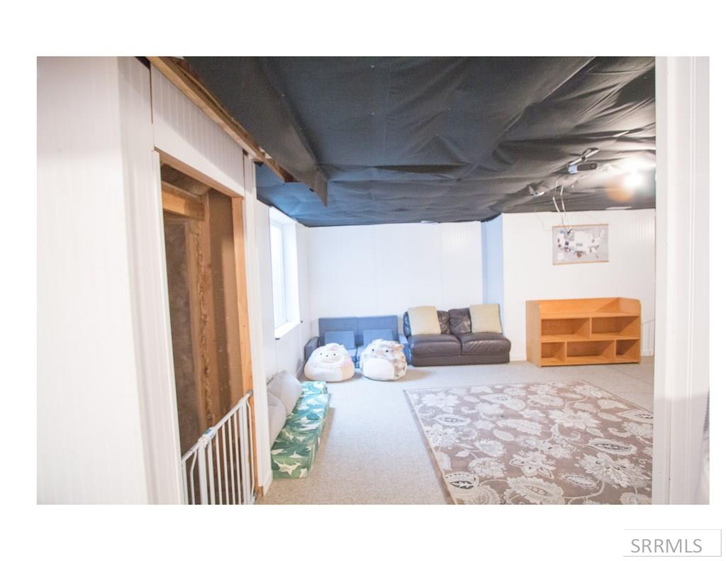 2046 47th Street Property Photo 54